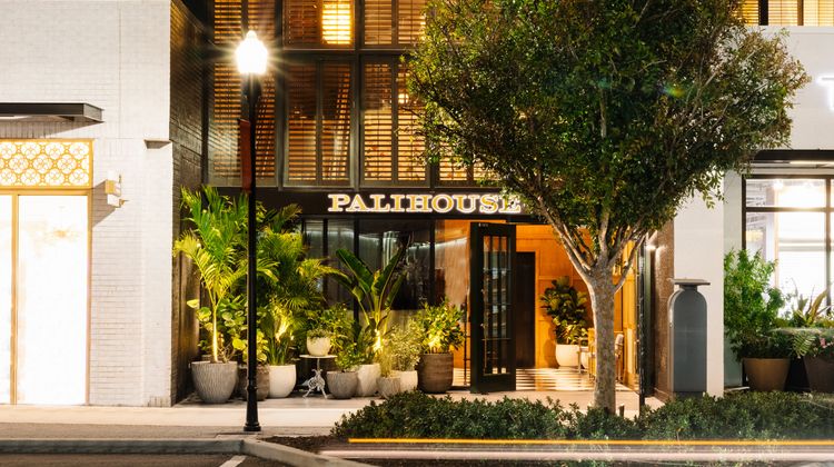 Palihouse Hyde Park Village Exterior