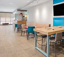 avid Brooklyn Dyker Heights Lobby