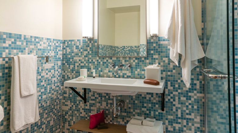 <b>Stagecoach Inn Room</b>. Images powered by <a href="https://www.leonardoworldwide.com/" title="Leonardo Worldwide" target="_blank">Leonardo</a>.