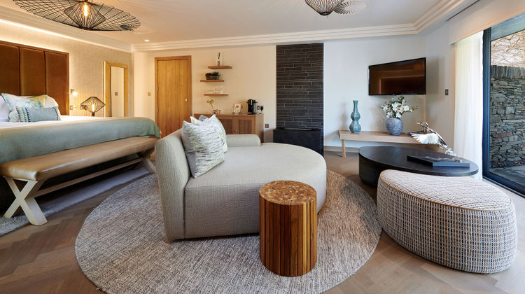 Storrs Hall Hotel Suite