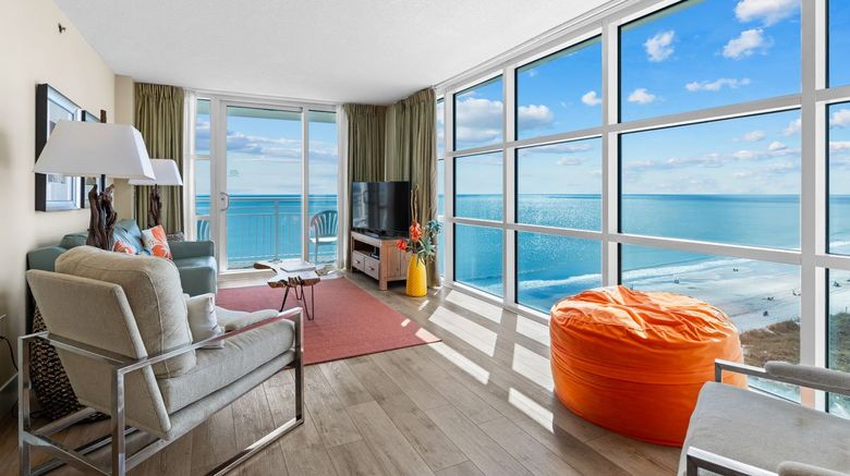<b>Seaside Recreation</b>. Images powered by <a href="https://www.leonardoworldwide.com/" title="Leonardo Worldwide" target="_blank">Leonardo</a>.