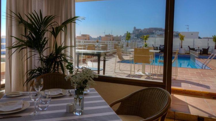Royal Plaza Hotel Restaurant