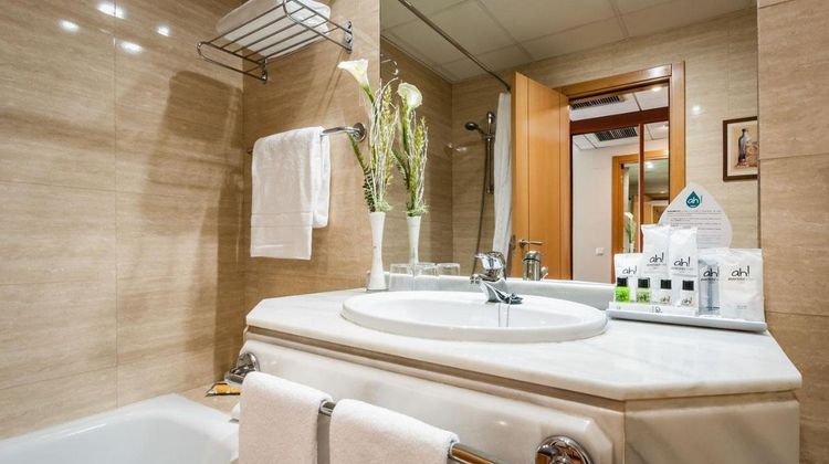 Sercotel Avenida Almeria Room