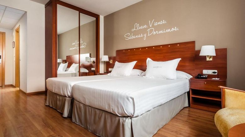 <b>Avenida Hotel Room</b>. Images powered by <a href="https://www.leonardoworldwide.com/" title="Leonardo Worldwide" target="_blank">Leonardo</a>.