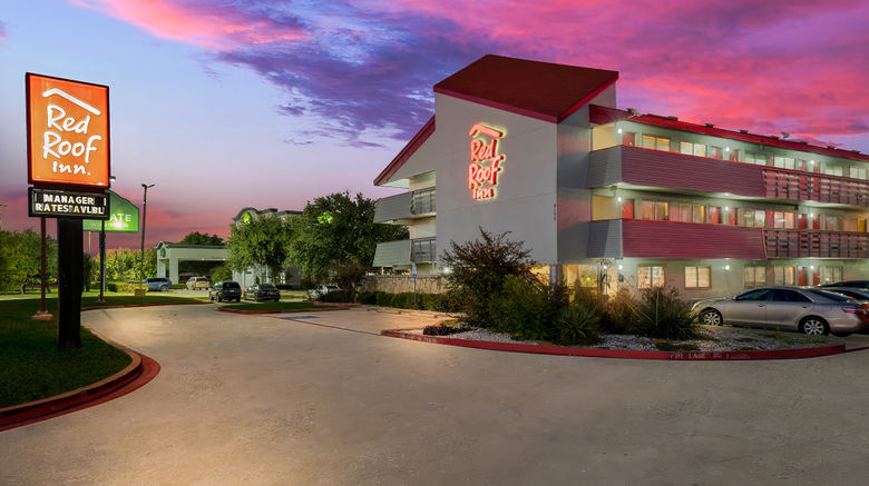 <b>Red Roof Inn Dallas - DFW Airport Exterior</b>. Images powered by <a href="https://www.leonardoworldwide.com/" title="Leonardo Worldwide" target="_blank">Leonardo</a>.