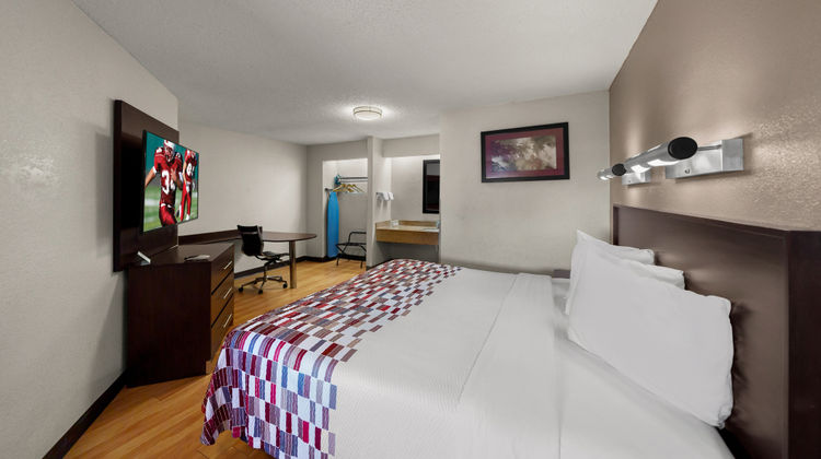 Red Roof Inn Dallas - DFW Airport Suite