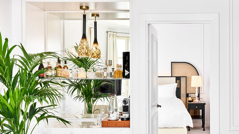 <b>Carlton Cannes, a Regent Hotel Suite</b>. Images powered by <a href="https://www.leonardoworldwide.com/" title="Leonardo Worldwide" target="_blank">Leonardo</a>.