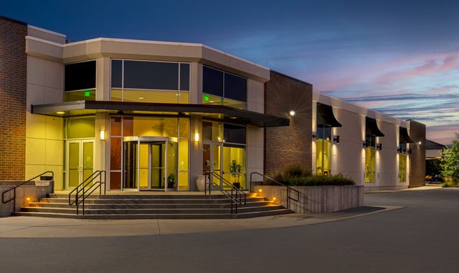 Holiday Inn Des Moines Exterior