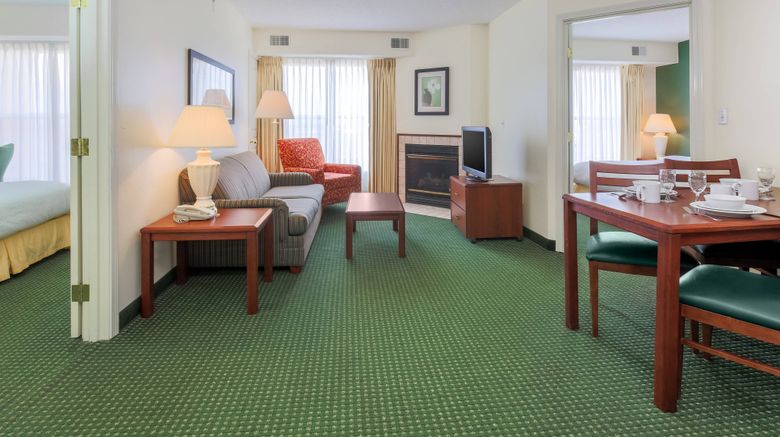 <b>Residence Inn by Marriott Oklahoma City South Room</b>. Images powered by <a href="https://www.leonardoworldwide.com/" title="Leonardo Worldwide" target="_blank">Leonardo</a>.