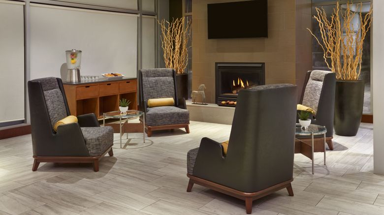 <b>Courtyard by Marriott Ottawa Downtown Lobby</b>. Images powered by <a href="https://www.leonardoworldwide.com/" title="Leonardo Worldwide" target="_blank">Leonardo</a>.
