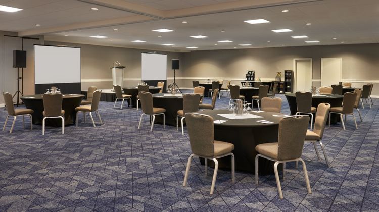 Courtyard by Marriott Ottawa Downtown Meeting