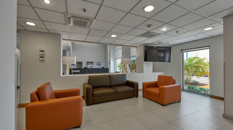 <b>City Express by Marriott Lazaro Cardenas Lobby</b>. Images powered by <a href="https://www.leonardoworldwide.com/" title="Leonardo Worldwide" target="_blank">Leonardo</a>.