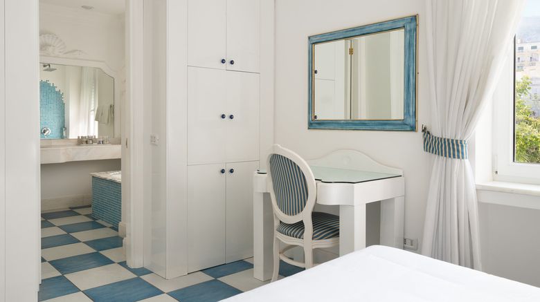 <b>La Residenza Room</b>. Images powered by <a href="https://www.leonardoworldwide.com/" title="Leonardo Worldwide" target="_blank">Leonardo</a>.