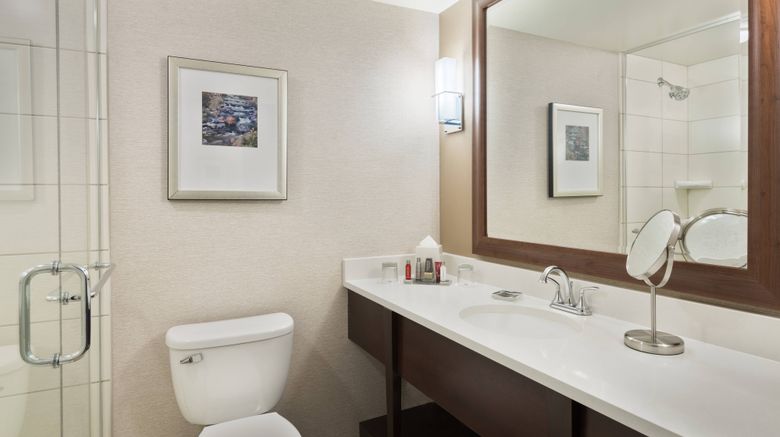 <b>Columbus Airport Marriott Room</b>. Images powered by <a href="https://www.leonardoworldwide.com/" title="Leonardo Worldwide" target="_blank">Leonardo</a>.