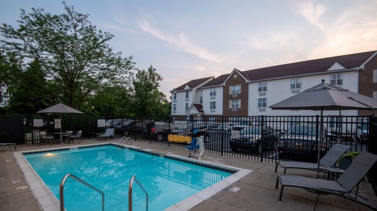 TownePlace Suites Columbus Airport Pool