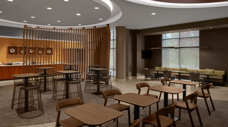 SpringHill Suites Southside Works Restaurant