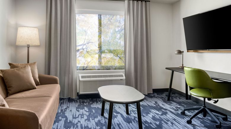 <b>Fairfield Inn & Suites Baraboo Room</b>. Images powered by <a href="https://www.leonardoworldwide.com/" title="Leonardo Worldwide" target="_blank">Leonardo</a>.