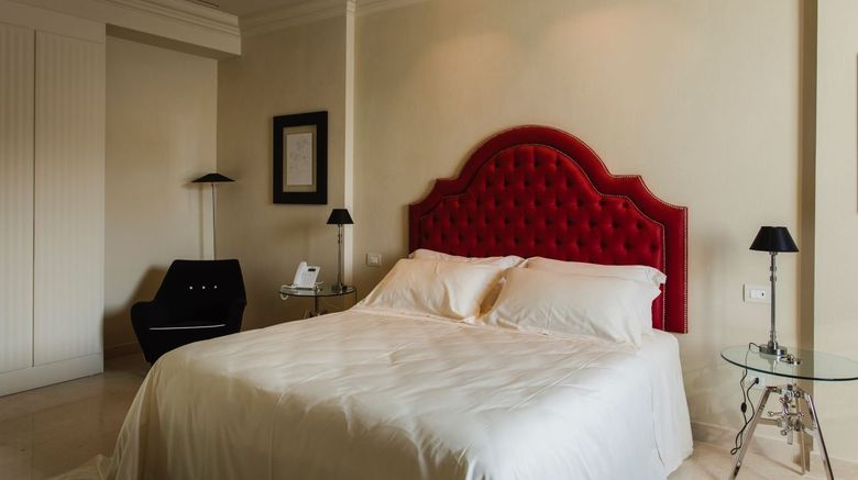 <b>Alvino Relais Room</b>. Images powered by <a href="https://www.leonardoworldwide.com/" title="Leonardo Worldwide" target="_blank">Leonardo</a>.