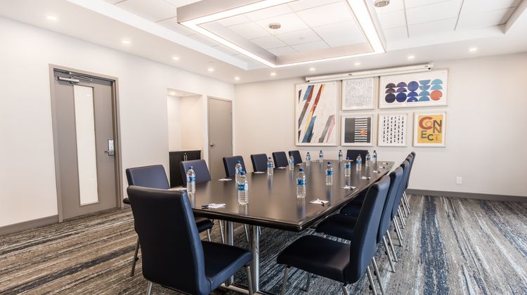 Holiday Inn Express Toronto-North York Meeting