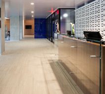 Le Meridien Chicago-Oakbrook Center Lobby