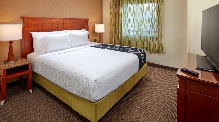 Mission View Inn & Suites San Diego Room