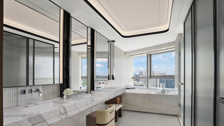 <b>Zhuhai Marriott Hotel Jinwan Suite</b>. Images powered by <a href="https://www.leonardoworldwide.com/" title="Leonardo Worldwide" target="_blank">Leonardo</a>.