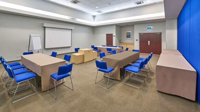 <b>City Express by Marriott Culiacan Meeting</b>. Images powered by <a href="https://www.leonardoworldwide.com/" title="Leonardo Worldwide" target="_blank">Leonardo</a>.