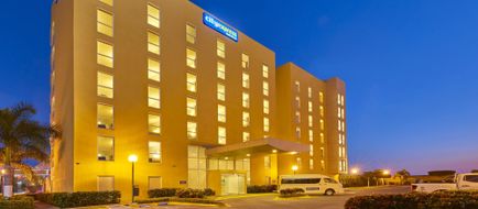 City Express by Marriott Manzanillo Exterior
