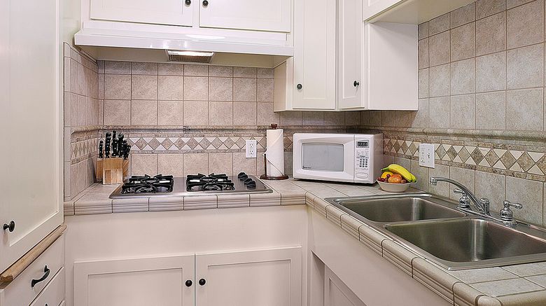 <b>Brisas del Mar, Inn at the Beach Suite</b>. Images powered by <a href="https://www.leonardoworldwide.com/" title="Leonardo Worldwide" target="_blank">Leonardo</a>.