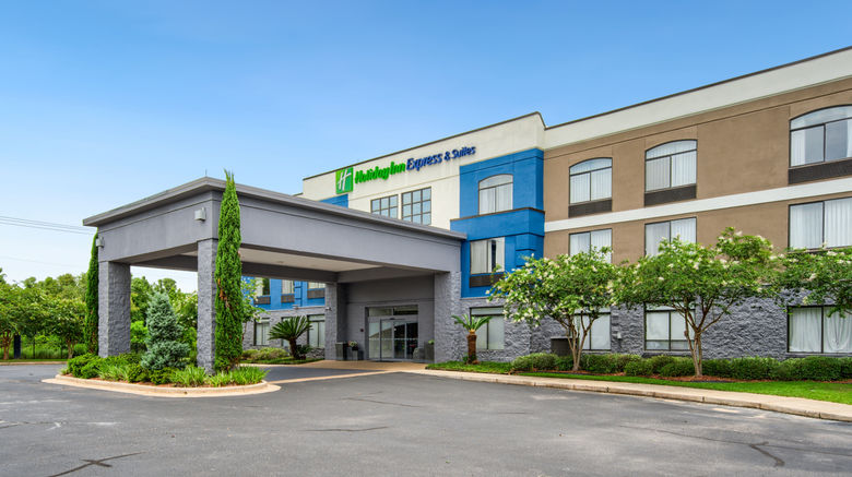 <b>Holiday Inn Express & Suites I-65 Exterior</b>. Images powered by <a href="https://www.leonardoworldwide.com/" title="Leonardo Worldwide" target="_blank">Leonardo</a>.