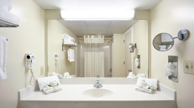 <b>Paradise Plaza Inn Room</b>. Images powered by <a href="https://www.leonardoworldwide.com/" title="Leonardo Worldwide" target="_blank">Leonardo</a>.