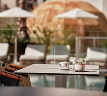 Crowne Plaza Le Dome Exterior