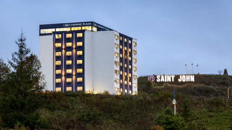 Crowne Plaza Saint John Harbour View Exterior