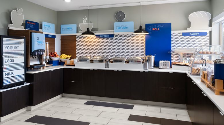 <b>Holiday Inn Express Ft Bragg Restaurant</b>. Images powered by <a href="https://www.leonardoworldwide.com/" title="Leonardo Worldwide" target="_blank">Leonardo</a>.