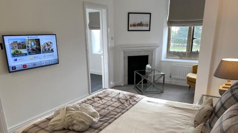 <b>Ashorne Hill Room</b>. Images powered by <a href="https://www.leonardoworldwide.com/" title="Leonardo Worldwide" target="_blank">Leonardo</a>.