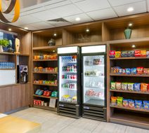 Candlewood Suites Roanoke Airport Lobby