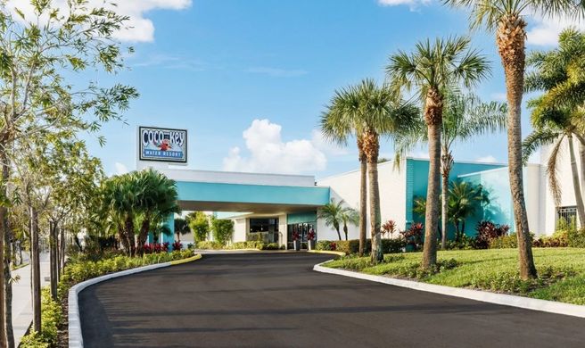 Coco Key Resort and Water Park Orlando Exterior
