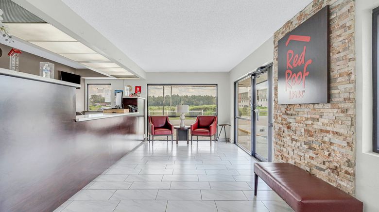 <b>Red Roof Inn MacClenny Lobby</b>. Images powered by <a href="https://www.leonardoworldwide.com/" title="Leonardo Worldwide" target="_blank">Leonardo</a>.