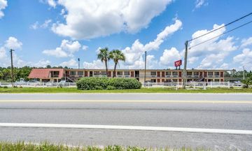 Red Roof Inn MacClenny