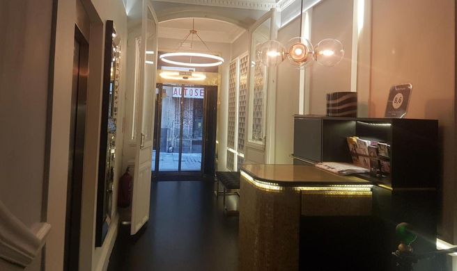Suites Prado Lobby