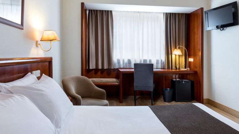 <b>1881 Madrid Ventas Room</b>. Images powered by <a href=https://www.travelagewest.com/Hotels/Madrid/