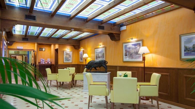 <b>Agora Juan de Austria Lobby</b>. Images powered by <a href="https://www.leonardoworldwide.com/" title="Leonardo Worldwide" target="_blank">Leonardo</a>.