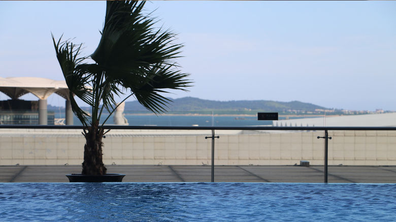 <b>InterContinental Xiamen Pool</b>. Images powered by <a href="https://www.leonardoworldwide.com/" title="Leonardo Worldwide" target="_blank">Leonardo</a>.