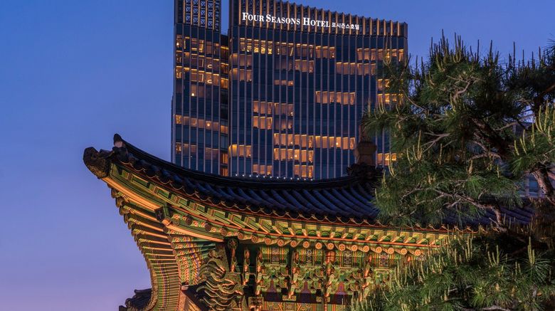 Four Seasons Hotel Seoul Exterior. Images powered by <a href="https://www.leonardoworldwide.com" target="_blank" rel="noopener">Leonardo</a>.
