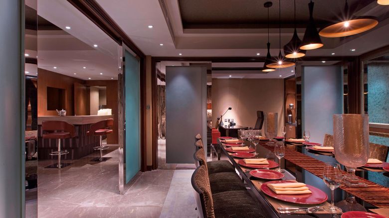 <b>Sheraton Grand Bangalore Brigade Gateway Suite</b>. Images powered by <a href=https://www.travelagewest.com/Hotels/Bengaluru-India/