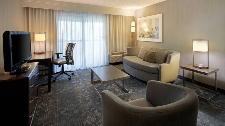 <b>Courtyard Grand Rapids Airport Room</b>. Images powered by <a href="https://www.leonardoworldwide.com/" title="Leonardo Worldwide" target="_blank">Leonardo</a>.