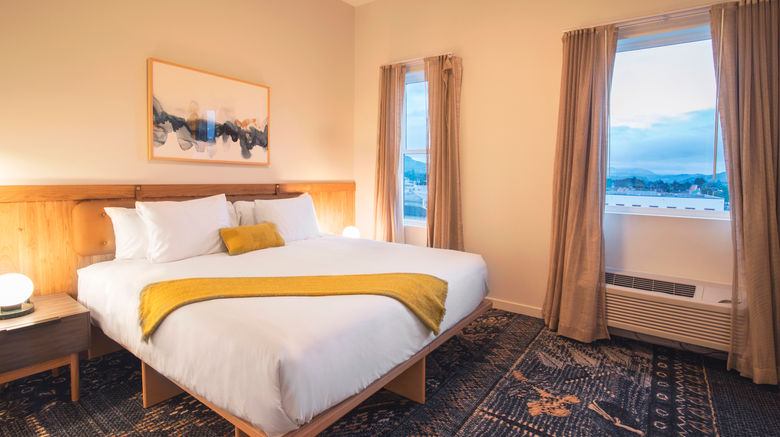 <b>Saltline Hotel Suite</b>. Images powered by <a href="https://www.leonardoworldwide.com/" title="Leonardo Worldwide" target="_blank">Leonardo</a>.