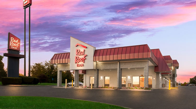 Red Roof Inn Winchester Exterior