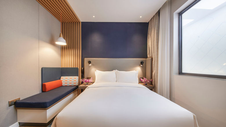 <b>Holiday Inn Express Xuhui Binjiang Room</b>. Images powered by <a href="https://www.leonardoworldwide.com/" title="Leonardo Worldwide" target="_blank">Leonardo</a>.
