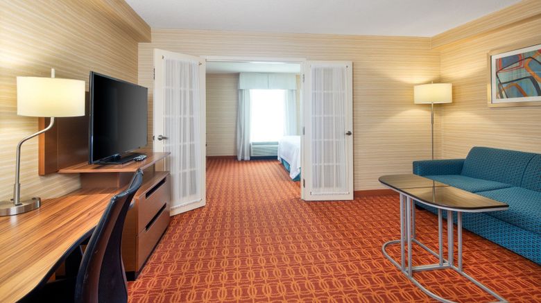 <b>Fairfield Inn & Suites Toronto Airport Pool</b>. Images powered by <a href="https://www.leonardoworldwide.com/" title="Leonardo Worldwide" target="_blank">Leonardo</a>.